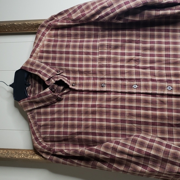Eddie Bower Casual Button Down Shirt - Picture 2 of 4